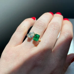 Bespoke Emerald and Diamond Pear "Kissing" Ring