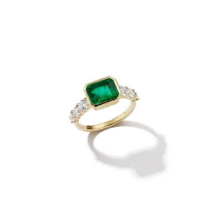 Bespoke Emerald and Diamond Toujours Ring