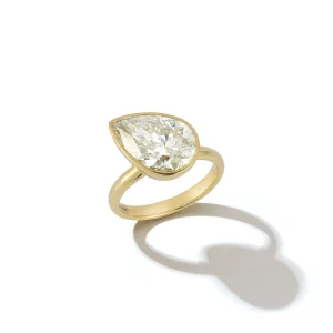 Bespoke Tilted Diamond "Yasmin" Ring