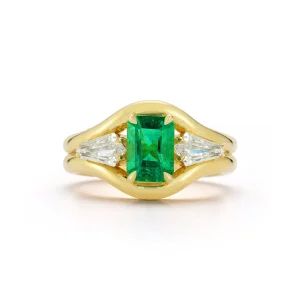 FORME Emerald and Diamond Three Stone Contour Ring