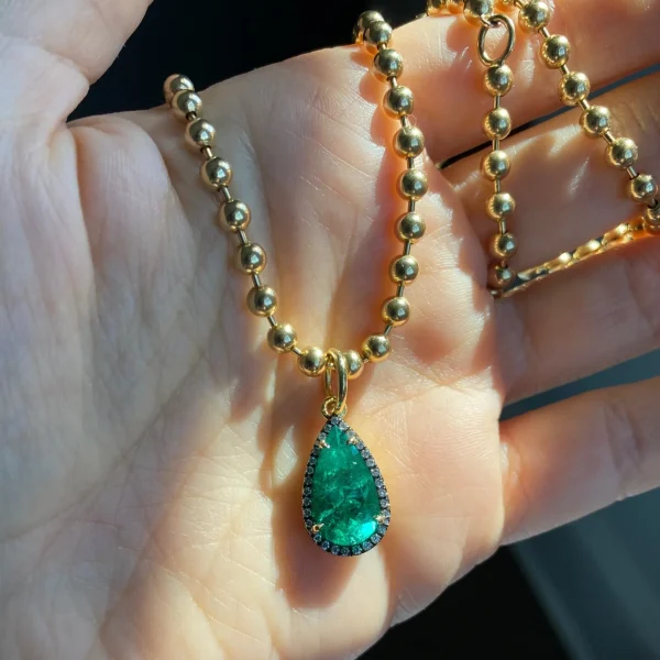 JW X MUZO Emerald Pear and Diamond Connexion Necklace