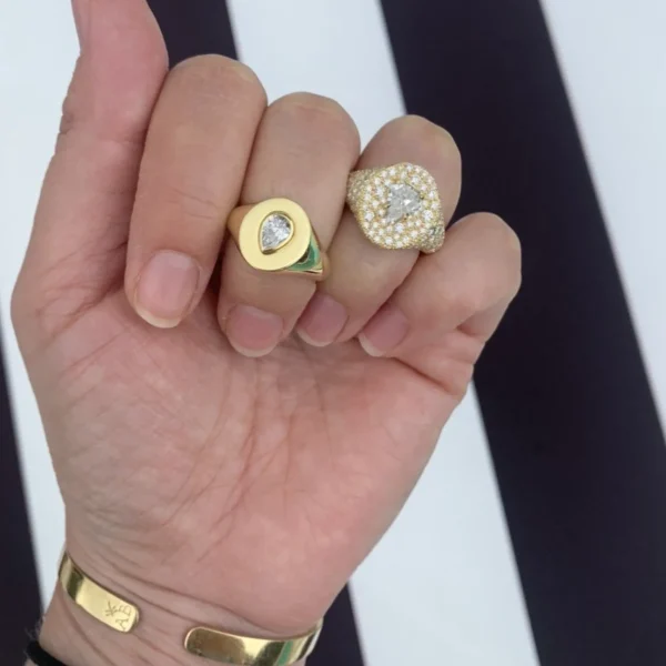 Prive Diamond Pear Signet Ring