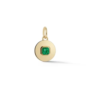 Prive Emerald Radiant Pendant