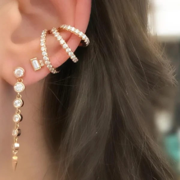 Prive Graduated Diamond Drop Earrings