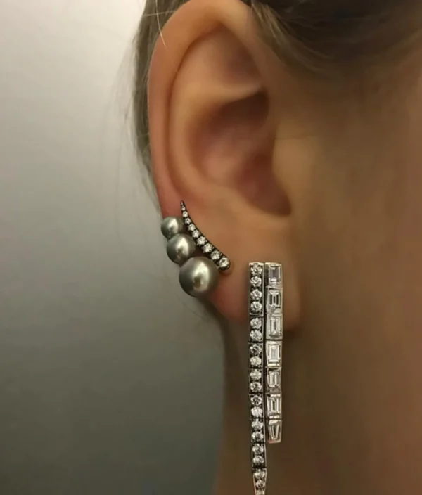 Prive Grey Pearl Ear Climber
